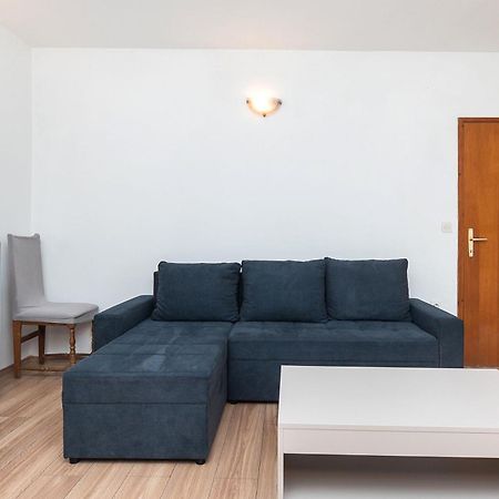 Apartment Ljuba Primošten Eksteriør bilde
