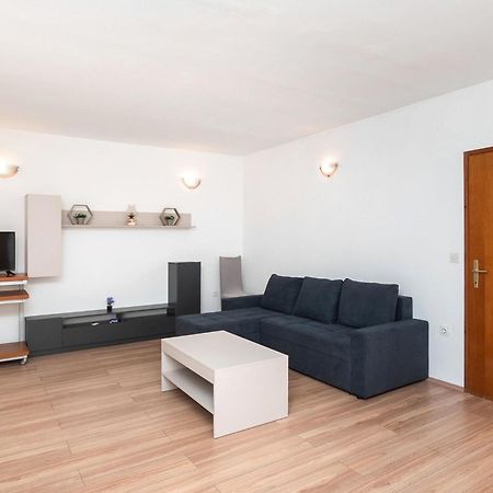 Apartment Ljuba Primošten Eksteriør bilde