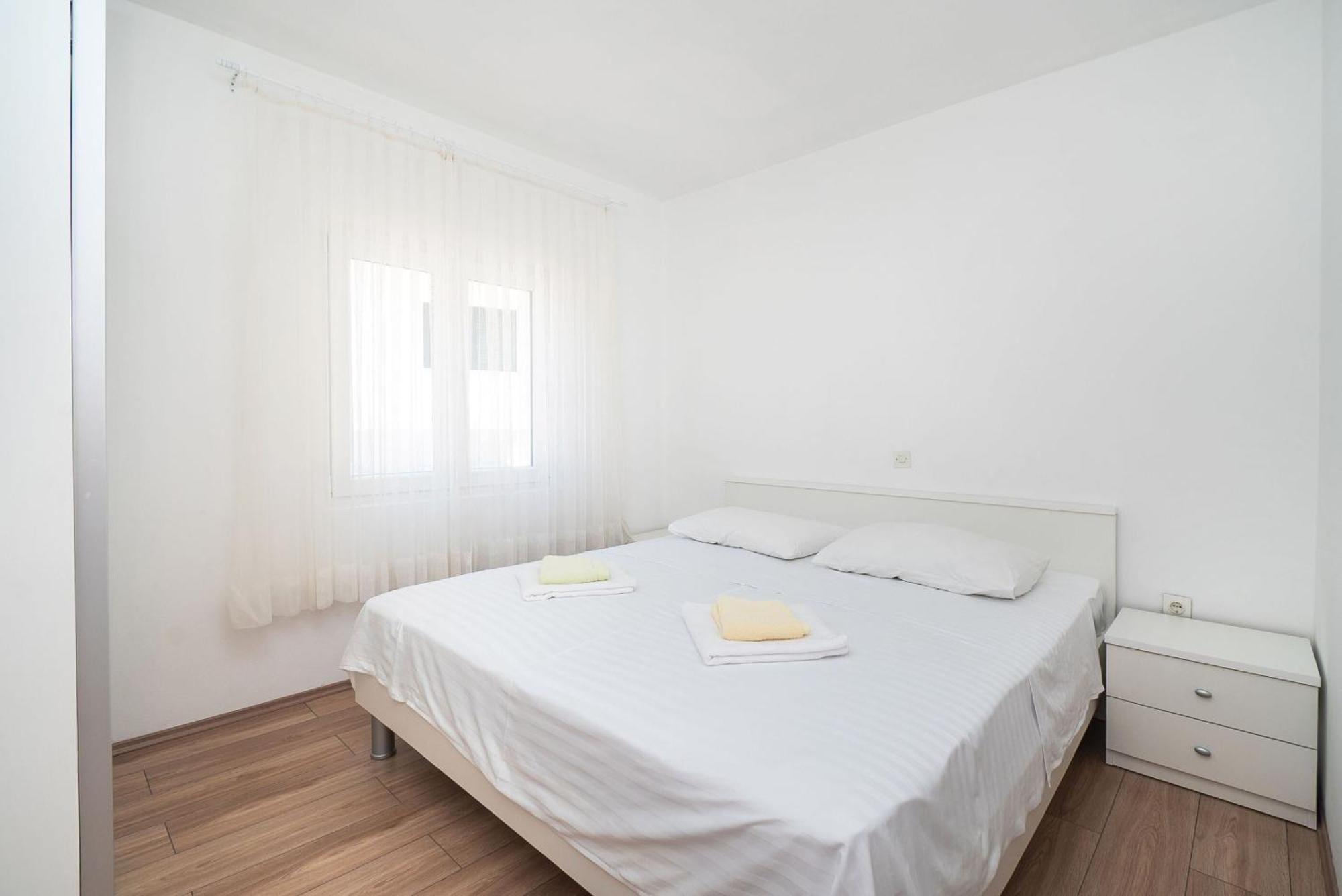 Apartment Ljuba Primošten Eksteriør bilde