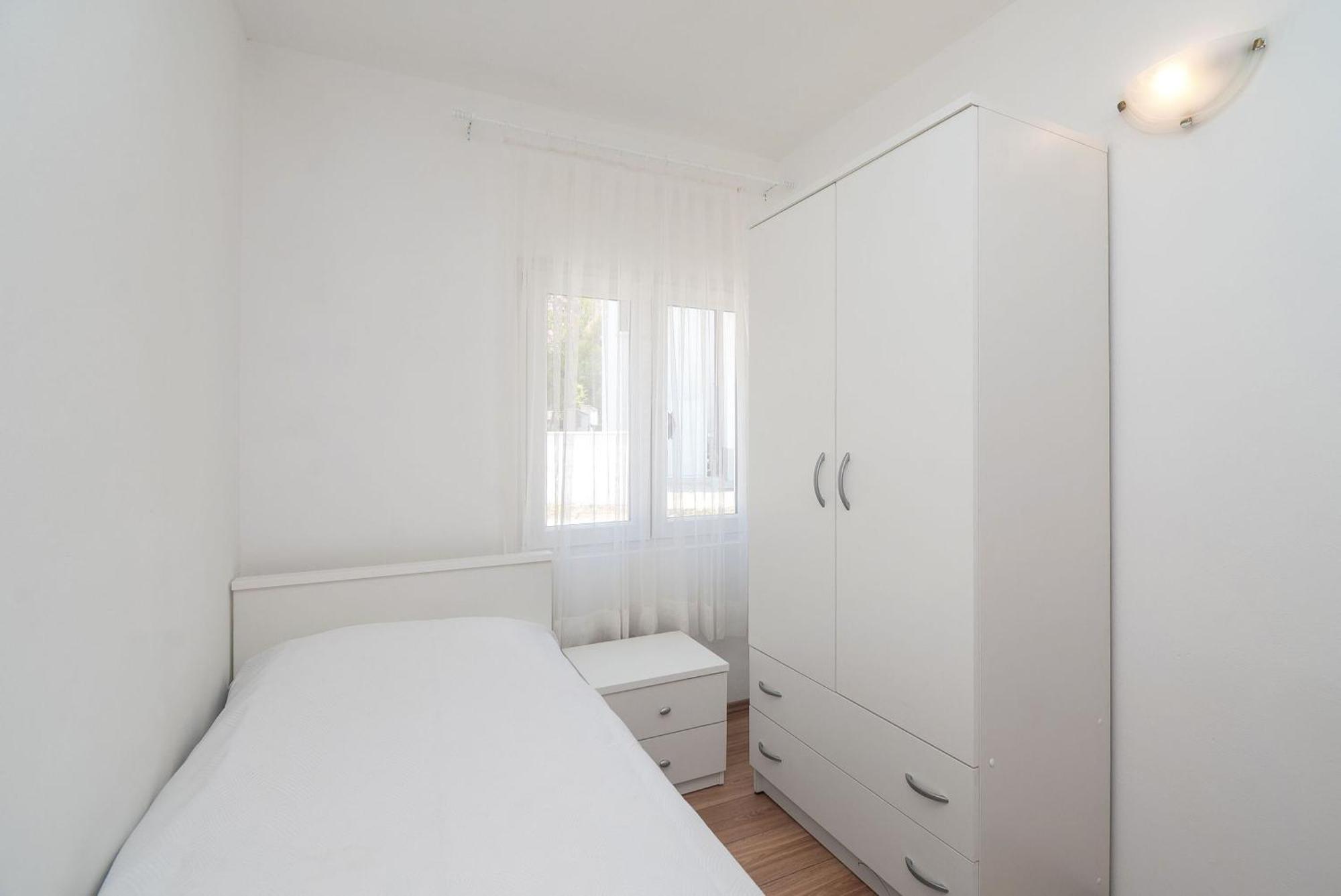 Apartment Ljuba Primošten Eksteriør bilde